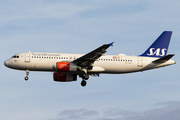 SAS - Scandinavian Airlines Airbus A320-232 (OY-KAR) at  Dusseldorf - International, Germany