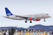 SAS - Scandinavian Airlines Airbus A320-232 (OY-KAR) at  Salzburg - W. A. Mozart, Austria