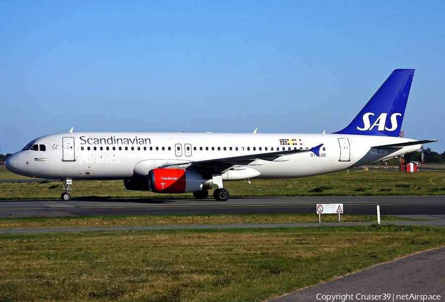 SAS - Scandinavian Airlines Airbus A320-232 (OY-KAR) | Photo 129597