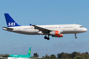 SAS - Scandinavian Airlines Airbus A320-232 (OY-KAR) at  Dublin, Ireland