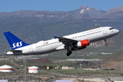 SAS - Scandinavian Airlines Airbus A320-232 (OY-KAS) at  Tenerife Sur - Reina Sofia, Spain