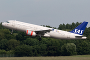 SAS - Scandinavian Airlines Airbus A320-232 (OY-KAS) at  Hamburg - Fuhlsbuettel (Helmut Schmidt), Germany
