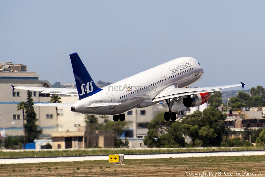 SAS - Scandinavian Airlines Airbus A320-232 (OY-KAU) | Photo 83406