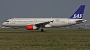 SAS - Scandinavian Airlines Airbus A320-232 (OY-KAW) at  Amsterdam - Schiphol, Netherlands