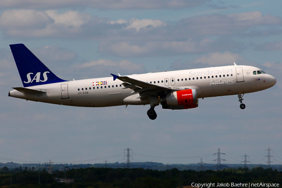 SAS - Scandinavian Airlines Airbus A320-232 (OY-KAW) | Photo 185611