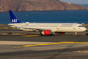 SAS - Scandinavian Airlines Airbus A321-232 (OY-KBE) at  Gran Canaria, Spain