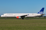 SAS - Scandinavian Airlines Airbus A321-232 (OY-KBE) at  Amsterdam - Schiphol, Netherlands