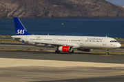 SAS - Scandinavian Airlines Airbus A321-232 (OY-KBE) at  Gran Canaria, Spain