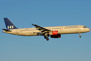 SAS - Scandinavian Airlines Airbus A321-232 (OY-KBF) at  Copenhagen - Kastrup, Denmark