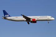 SAS - Scandinavian Airlines Airbus A321-232 (OY-KBF) at  Palma De Mallorca - Son San Juan, Spain