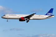 SAS - Scandinavian Airlines Airbus A321-232 (OY-KBK) at  Copenhagen - Kastrup, Denmark