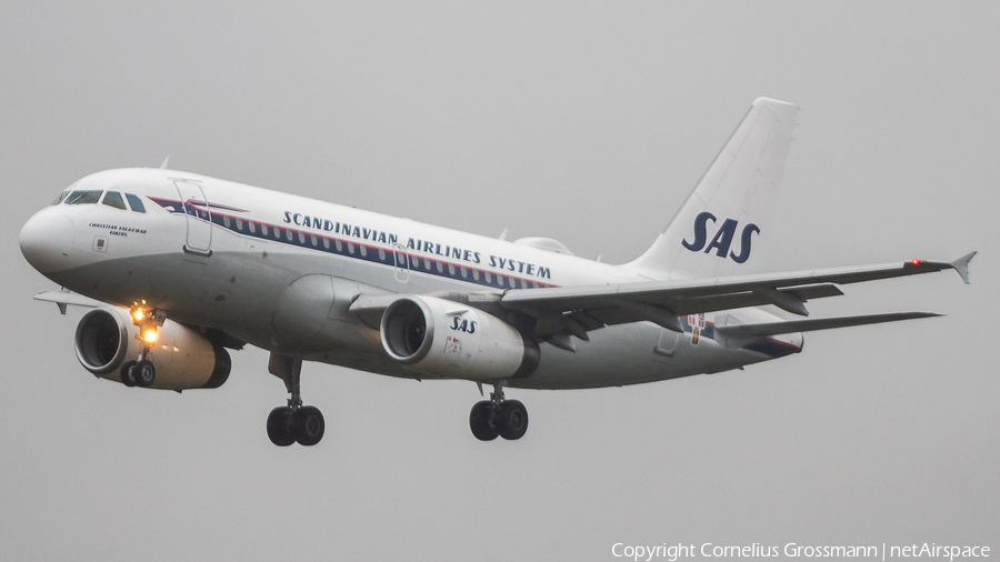 SAS - Scandinavian Airlines Airbus A319-132 (OY-KBO) | Photo 404091