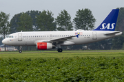 SAS - Scandinavian Airlines Airbus A319-132 (OY-KBP) at  Amsterdam - Schiphol, Netherlands