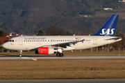 SAS - Scandinavian Airlines Airbus A319-132 (OY-KBP) at  Salzburg - W. A. Mozart, Austria