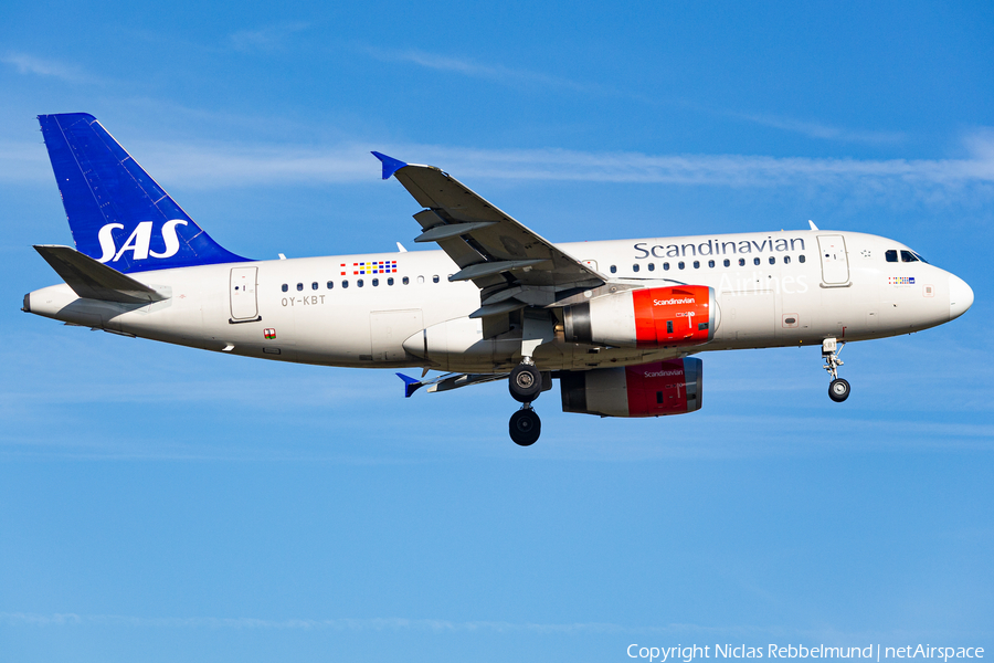 SAS - Scandinavian Airlines Airbus A319-132 (OY-KBT) | Photo 554547