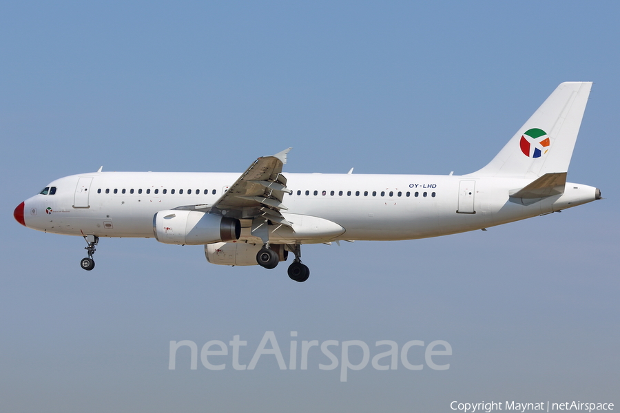 Danish Air Transport (DAT) Airbus A320-231 (OY-LHD) | Photo 212444