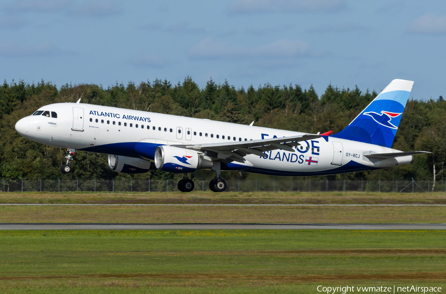 Atlantic Airways Airbus A320-214 (OY-RCJ) | Photo 586564
