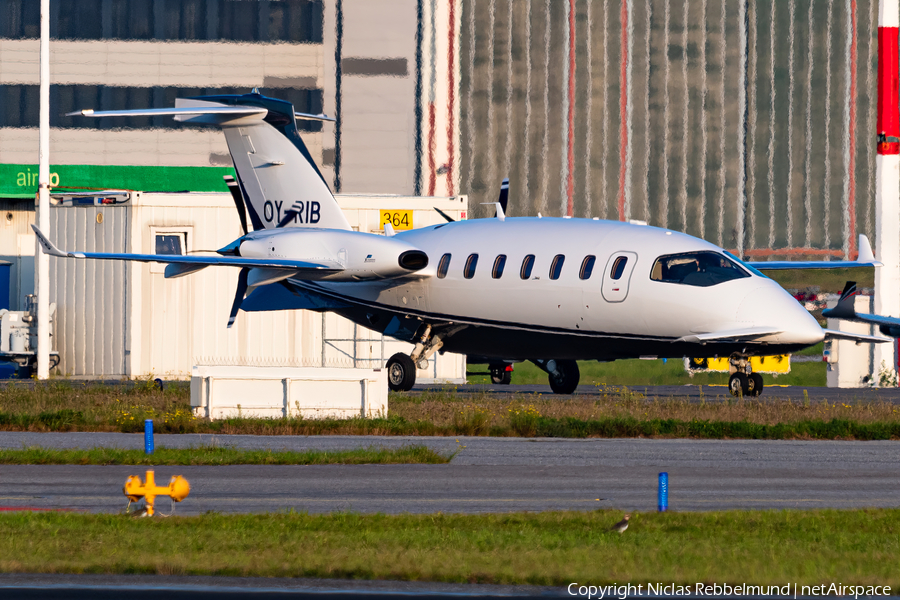Sun Air of Scandinavia Piaggio P.180 Avanti Evo (OY-RIB) | Photo 470987