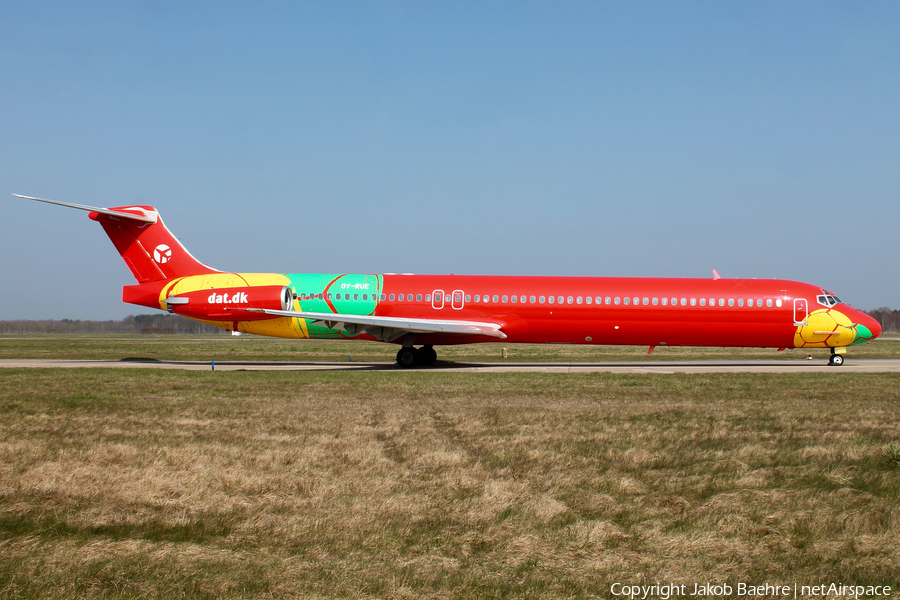 Danish Air Transport (DAT) McDonnell Douglas MD-83 (OY-RUE) | Photo 138710