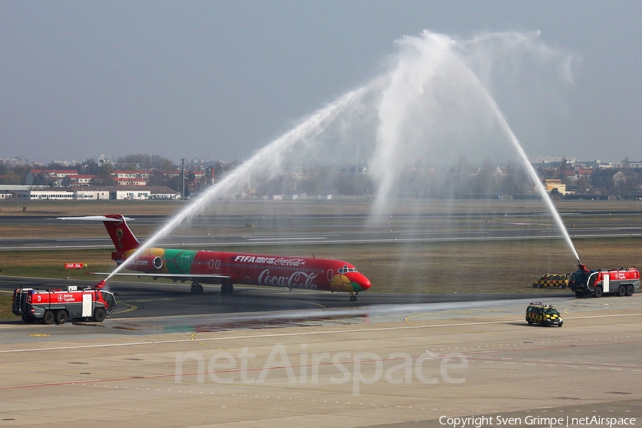 Danish Air Transport (DAT) McDonnell Douglas MD-83 (OY-RUE) | Photo 44013