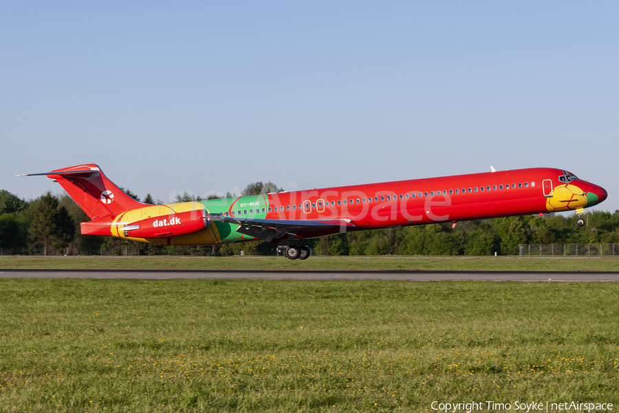 Danish Air Transport (DAT) McDonnell Douglas MD-83 (OY-RUE) | Photo 242743
