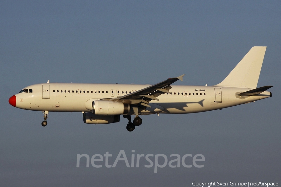 Danish Air Transport (DAT) Airbus A320-231 (OY-RUP) | Photo 124697