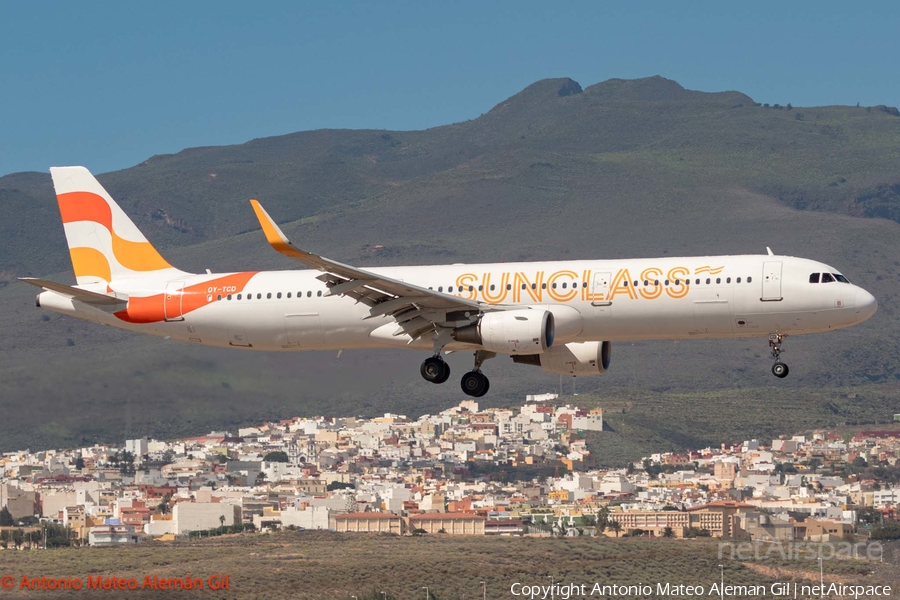 Sunclass Airlines Airbus A321-211 (OY-TCD) | Photo 665553