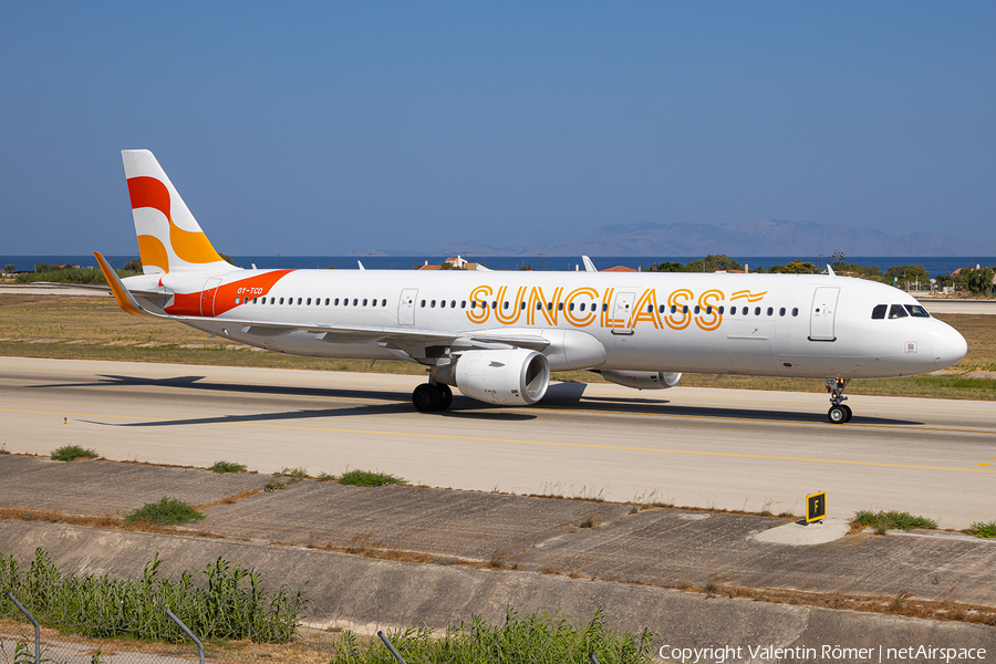 Sunclass Airlines Airbus A321-211 (OY-TCD) | Photo 636132