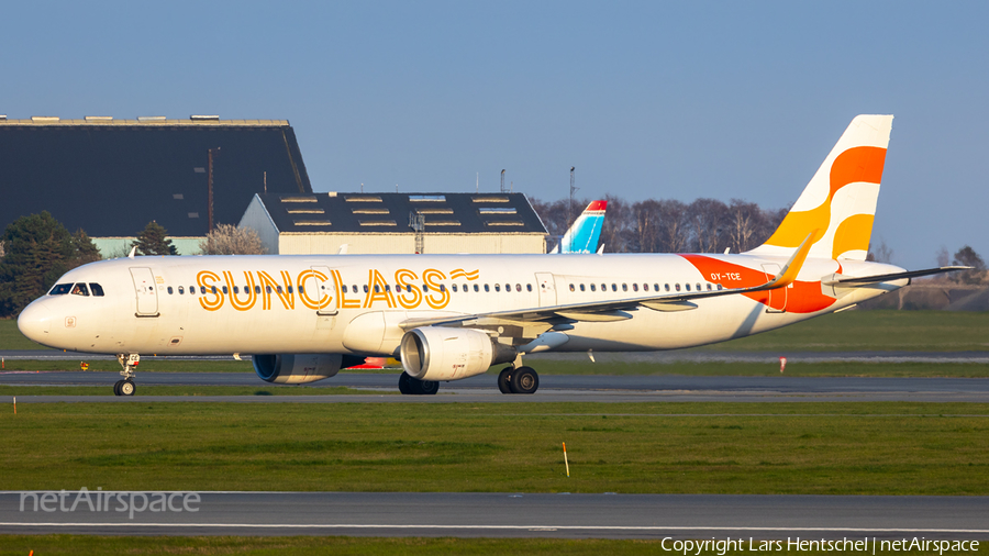 Sunclass Airlines Airbus A321-211 (OY-TCE) | Photo 564902