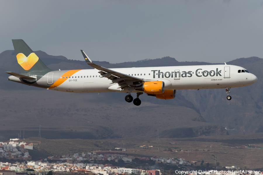 Thomas Cook Airlines Scandinavia Airbus A321-211 (OY-TCE) | Photo 443738