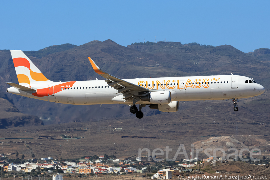 Sunclass Airlines Airbus A321-211 (OY-TCG) | Photo 486768