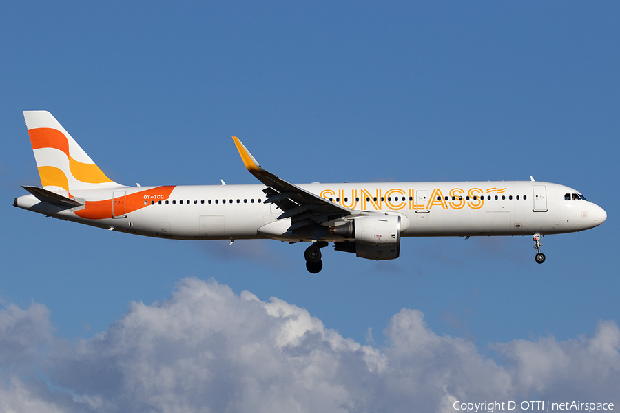 Sunclass Airlines Airbus A321-211 (OY-TCG) | Photo 533773