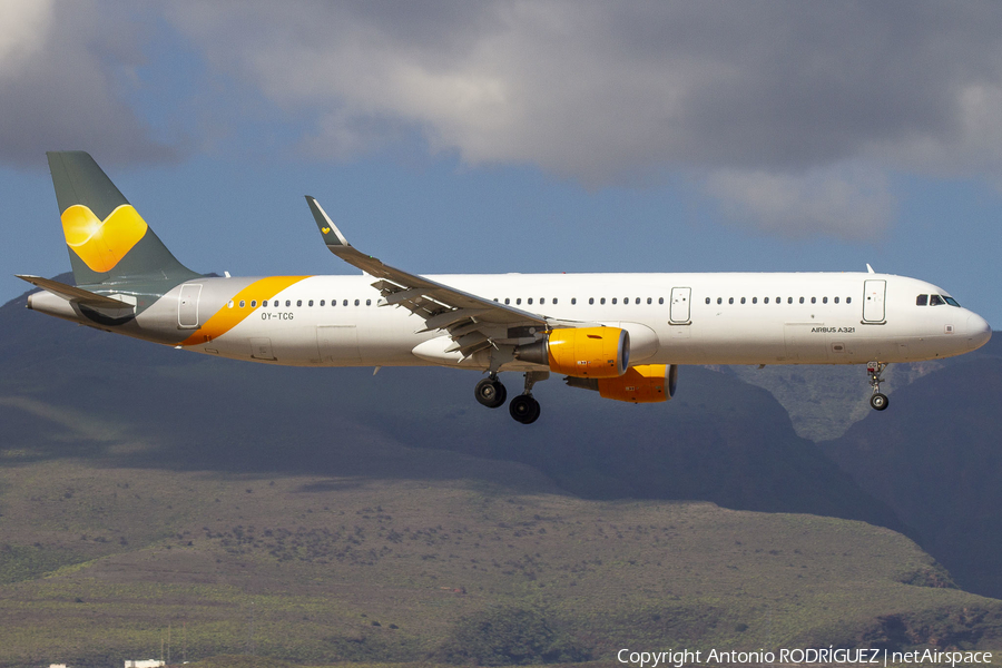 Thomas Cook Airlines Scandinavia Airbus A321-211 (OY-TCG) | Photo 369312