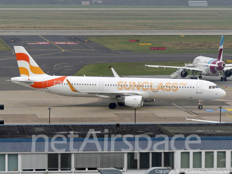 Sunclass Airlines Airbus A321-211 (OY-TCH) | Photo 481657