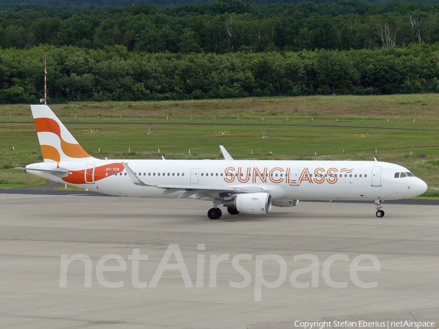 Sunclass Airlines Airbus A321-211 (OY-TCN) | Photo 628022