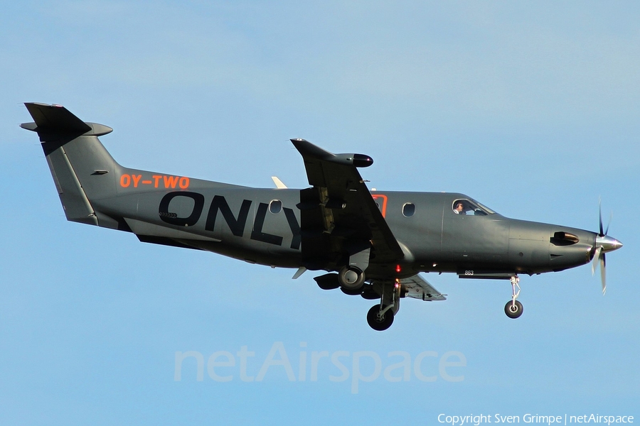 (Private) Pilatus PC-12/47 (OY-TWO) | Photo 20481