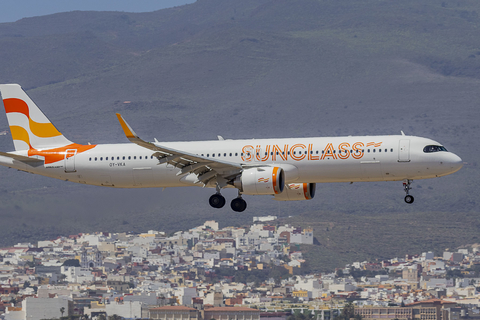 Sunclass Airlines Airbus A321-251NX (OY-VKA) at  Gran Canaria, Spain