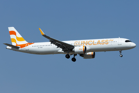 Sunclass Airlines Airbus A321-251NX (OY-VKA) at  Tenerife Sur - Reina Sofia, Spain