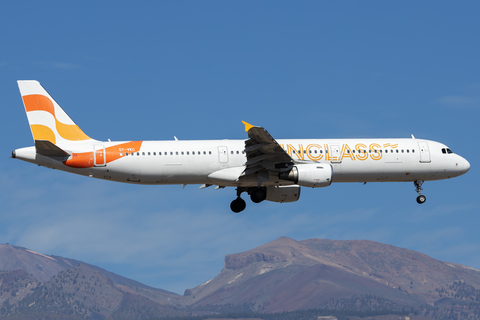 Sunclass Airlines Airbus A321-211 (OY-VKC) at  Tenerife Sur - Reina Sofia, Spain