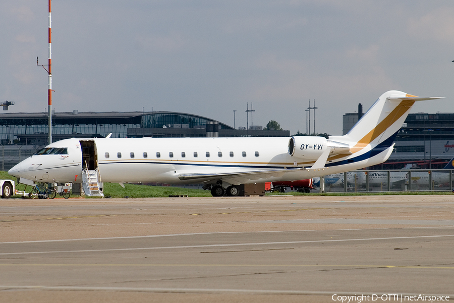 Execujet Europe Bombardier CL-600-2B19 Challenger 850 (OY-YVI) | Photo 164066