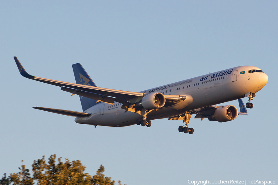 Air Astana Boeing 767-3KY(ER) (P4-KEB) | Photo 193360