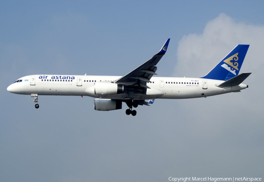 Air Astana Boeing 757-28A (P4-MAS) | Photo 143003