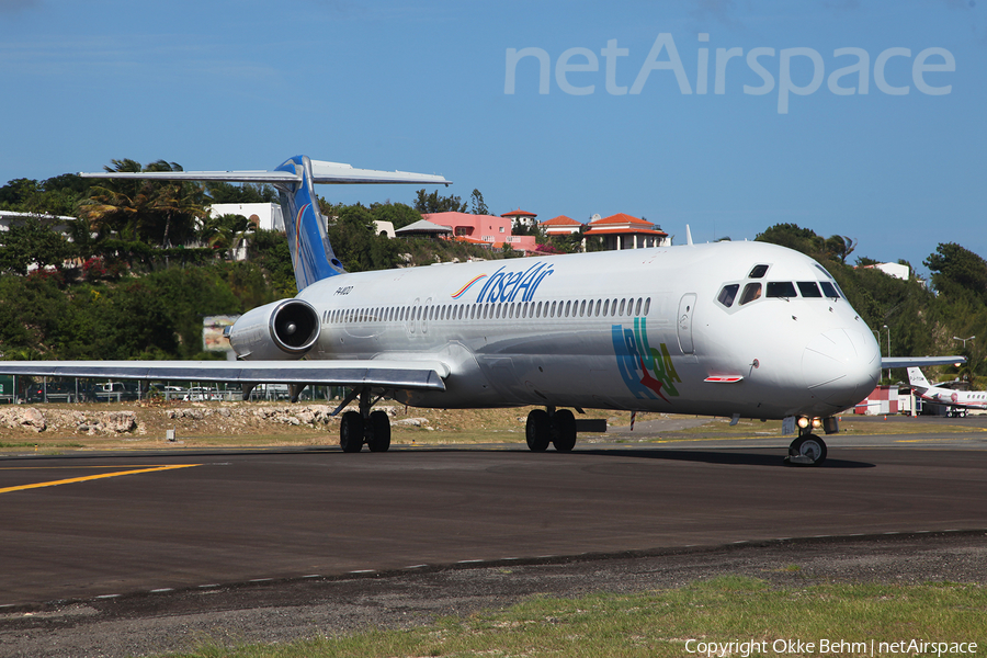Insel Air McDonnell Douglas MD-82 (P4-MDD) | Photo 74646