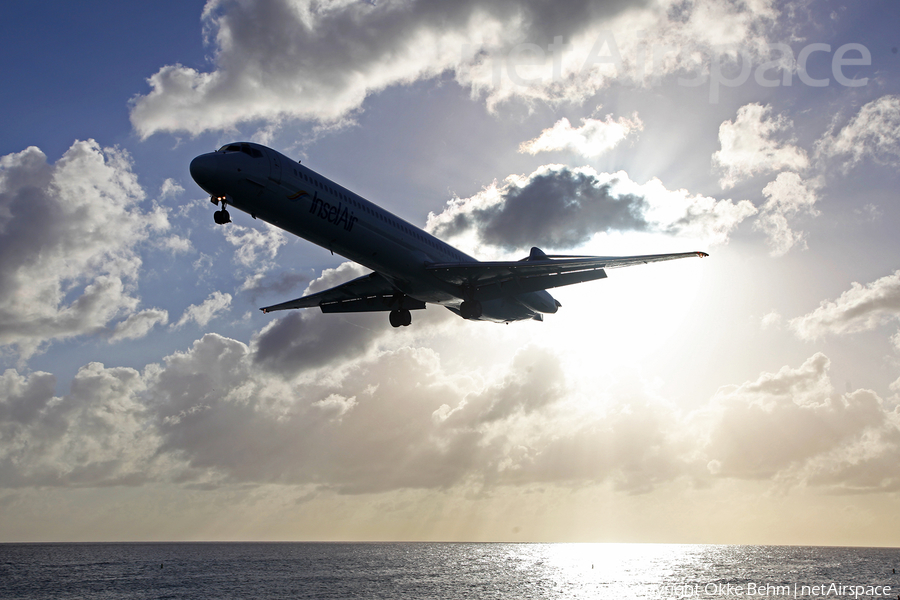 Insel Air McDonnell Douglas MD-82 (P4-MDD) | Photo 74652