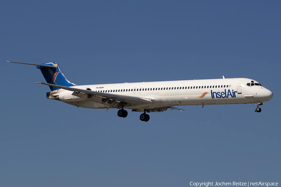 Insel Air McDonnell Douglas MD-83 (P4-MDH) | Photo 112715