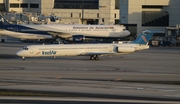 Insel Air McDonnell Douglas MD-83 (P4-MDH) at  Miami - International, United States