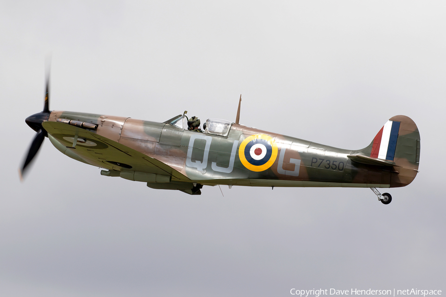 Royal Air Force Supermarine Spitfire Mk IIA (P7350) | Photo 450146