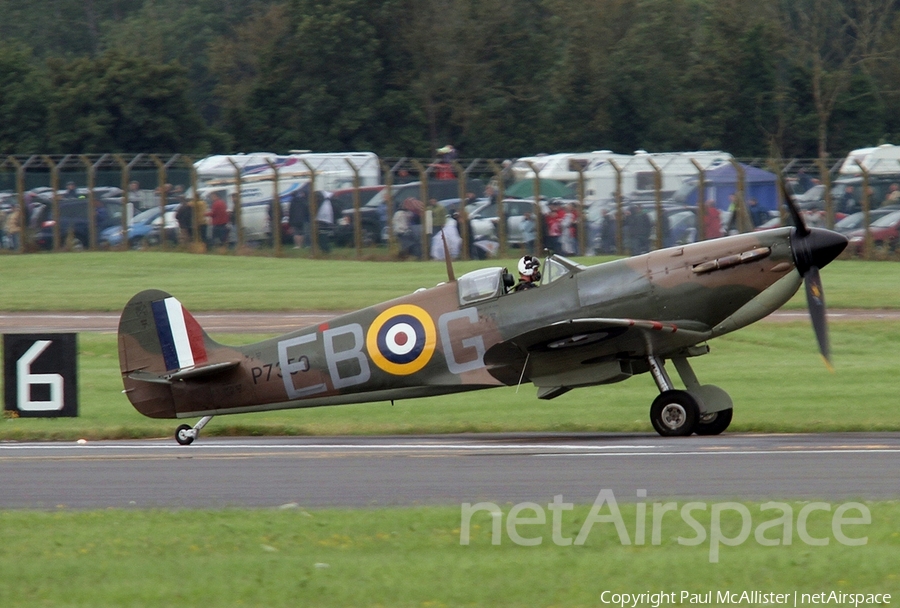 Royal Air Force Supermarine Spitfire Mk IIA (P7350) | Photo 8757