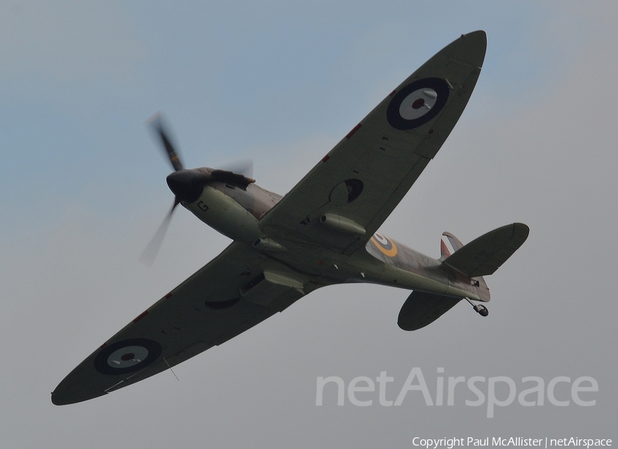 Royal Air Force Supermarine Spitfire Mk IIA (P7350) | Photo 282930