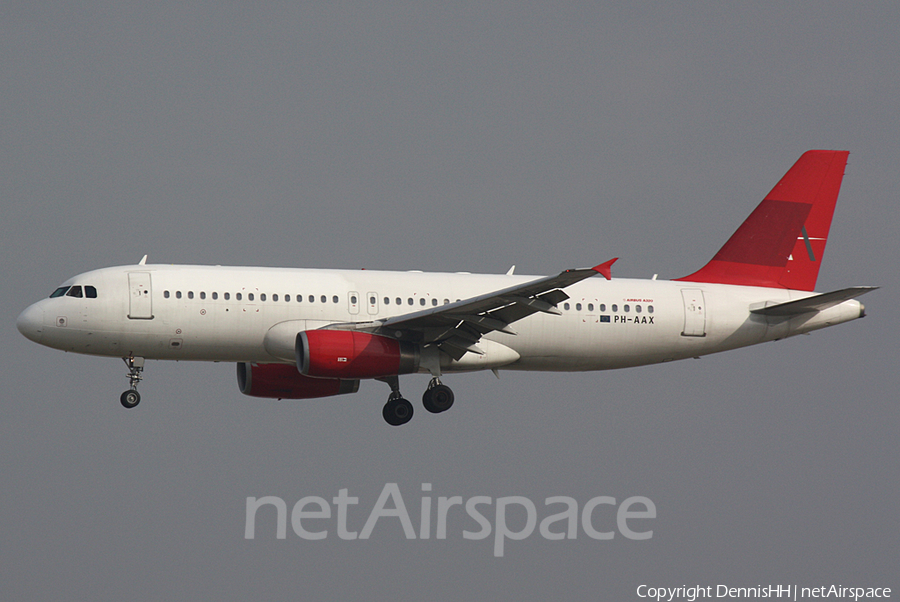 Amsterdam Airlines Airbus A320-231 (PH-AAX) | Photo 397617